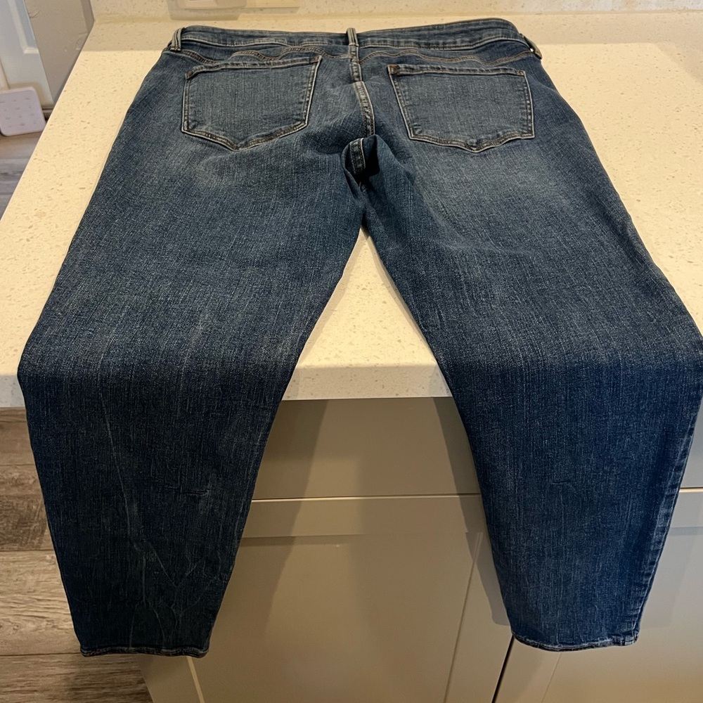 Old Navy The Rockstar Midrise Medium Blue Denim Jeans